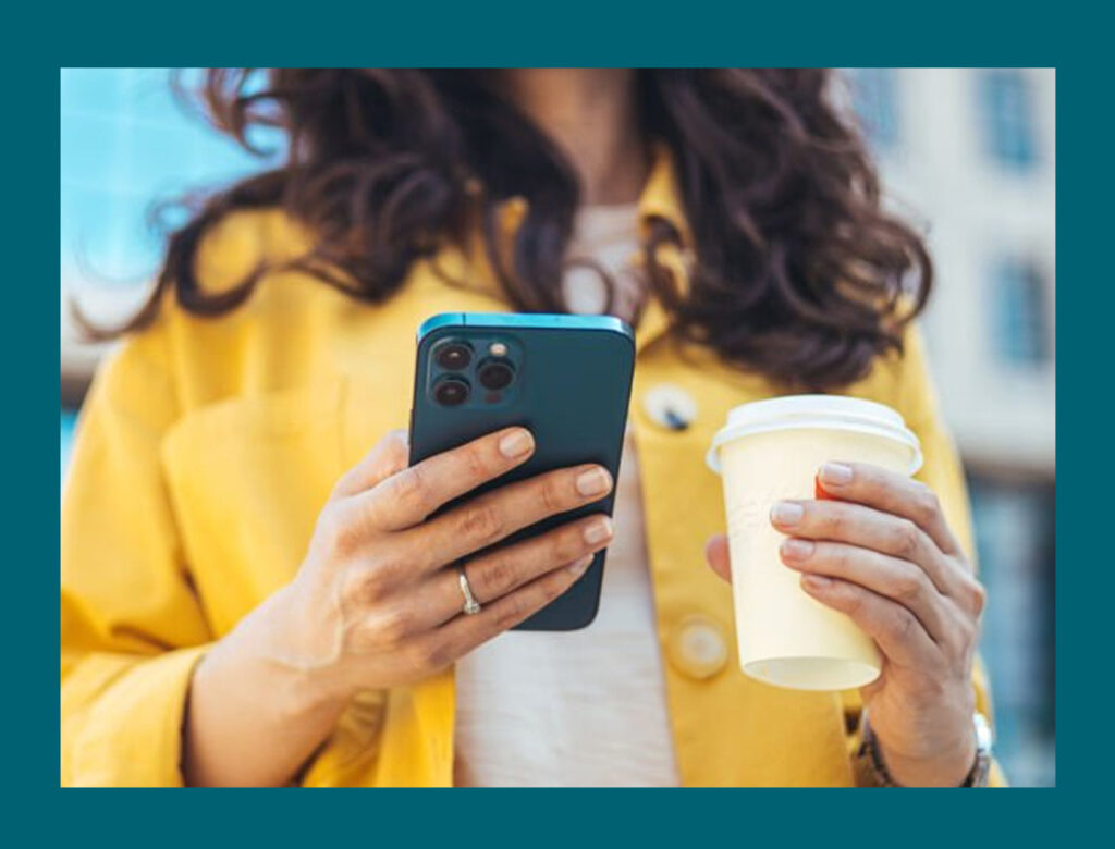 girl with the smartphone is her hands - smarphone impact scale SIS
